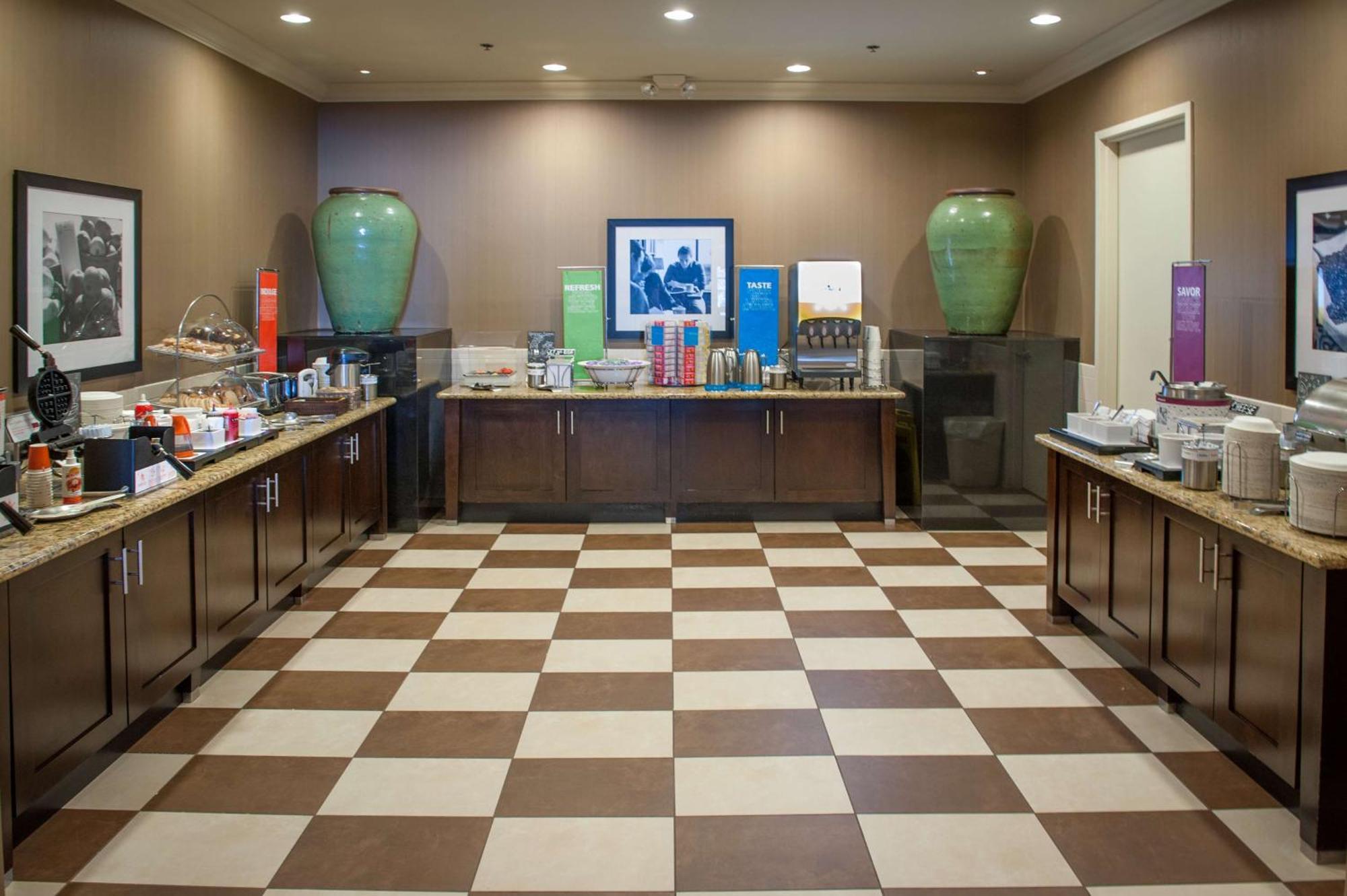 Hampton Inn & Suites New Orleans/Elmwood Harahan Ngoại thất bức ảnh