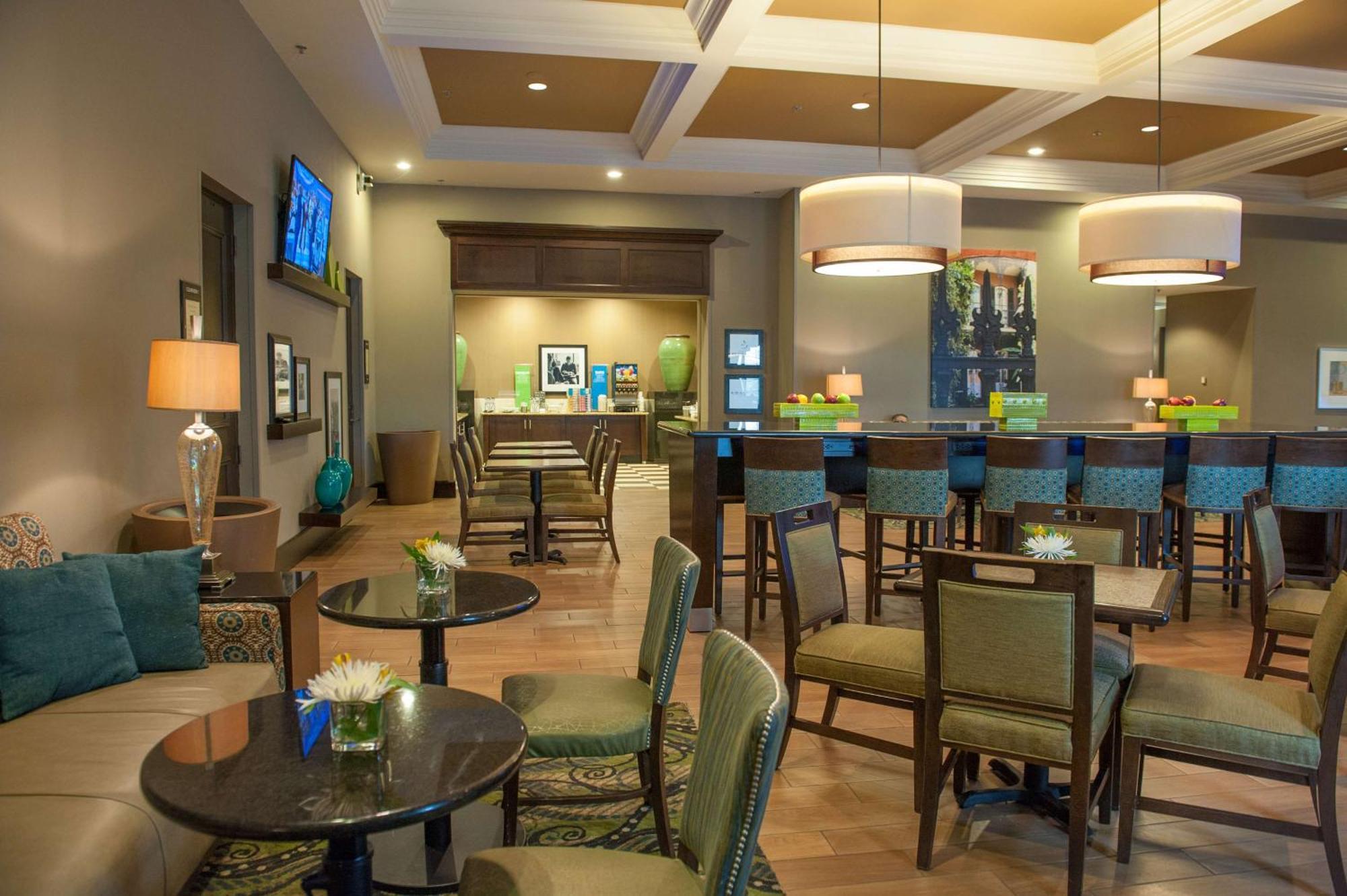 Hampton Inn & Suites New Orleans/Elmwood Harahan Ngoại thất bức ảnh